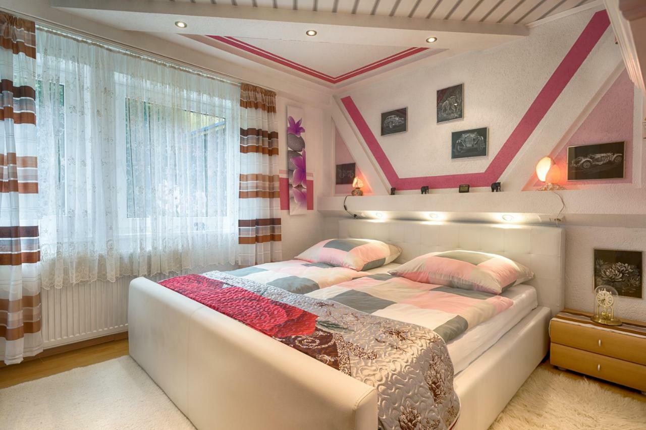 Ferienhaus Haus Herzog Titisee-Neustadt Bagian luar foto
